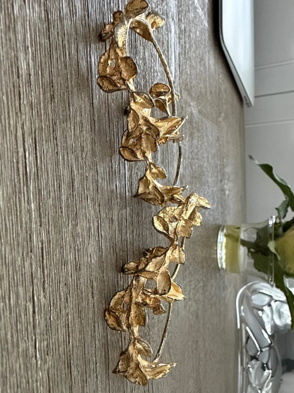 NWT Set of 4 Gold Leafy Napkin Rings